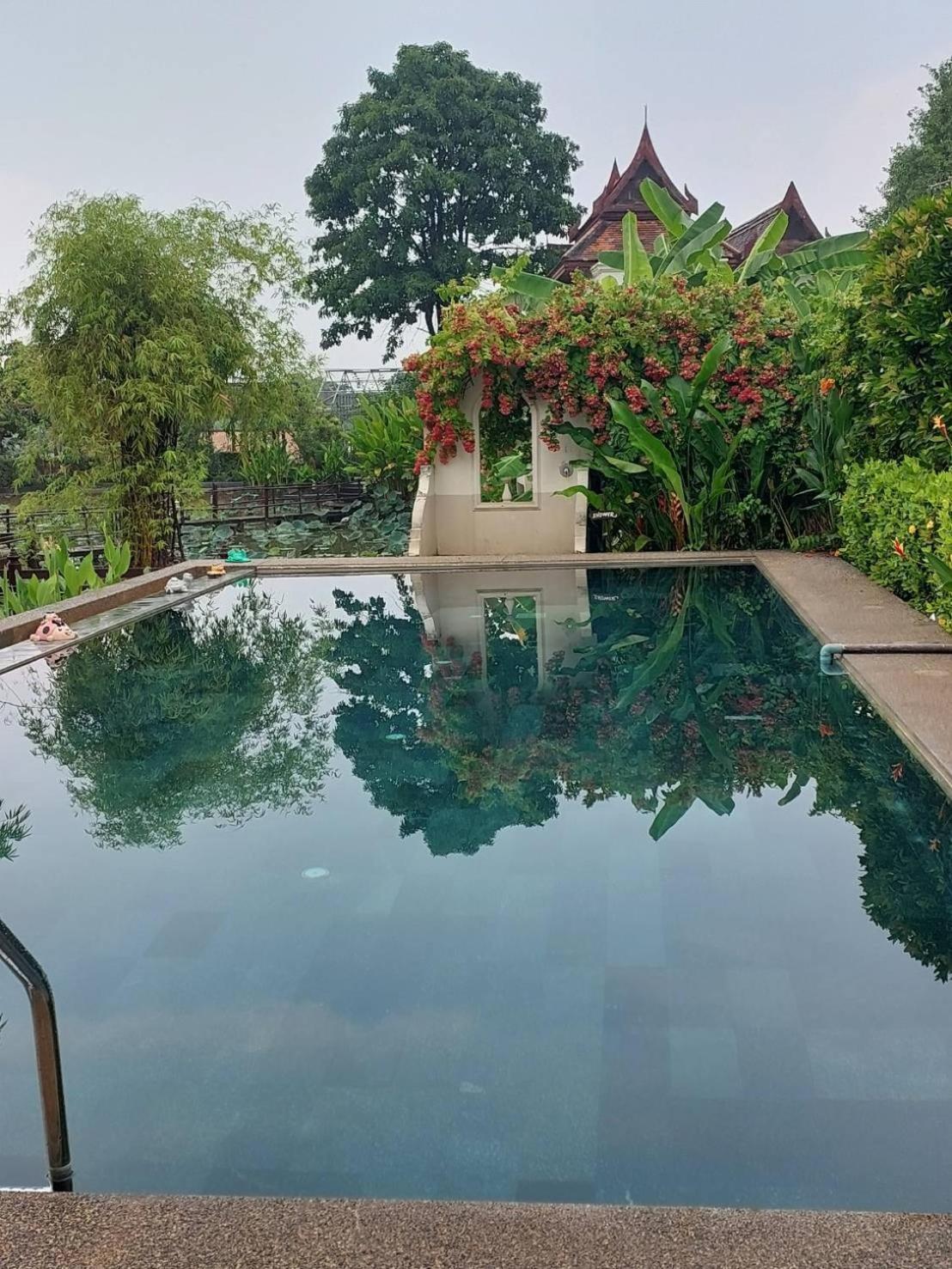 Ayutthaya Garden River Home Ban Bang Krasan Екстер'єр фото